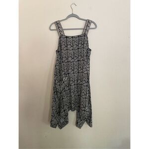 NWT burning torch mini dress‎ with front pockets size xsmall